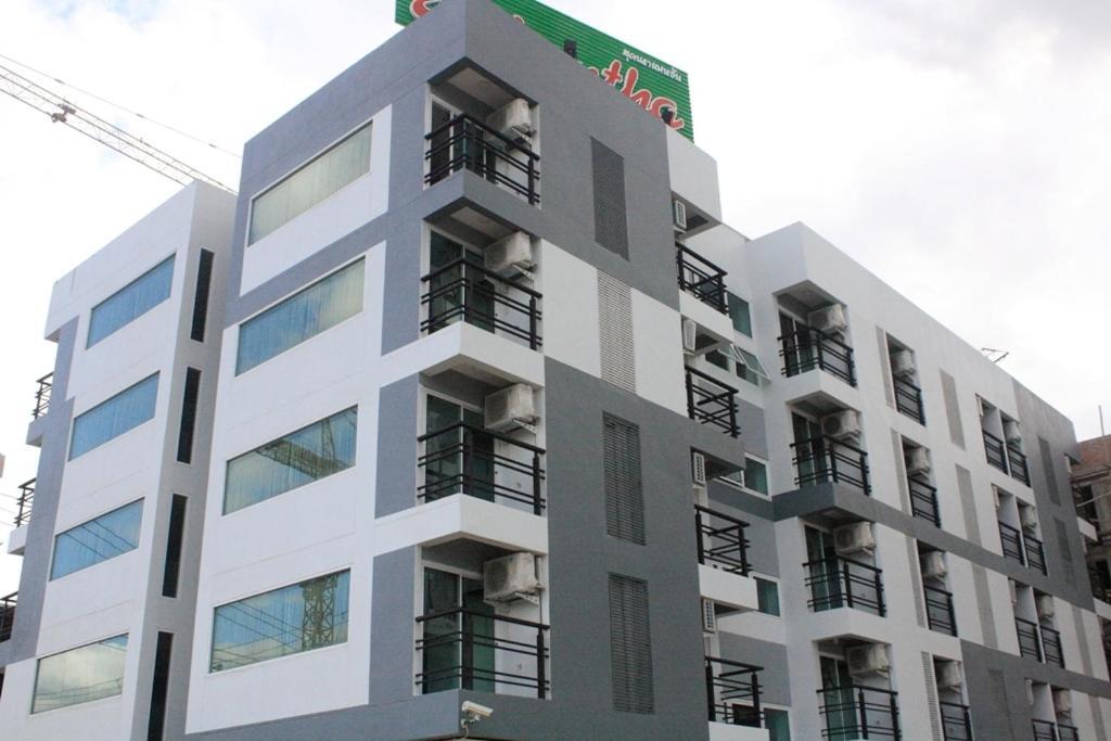 Hotel Sukontha Mansion Nakhon Pathom Exterior foto